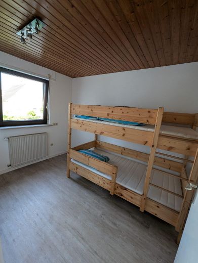 Zimmer 2 1. OG