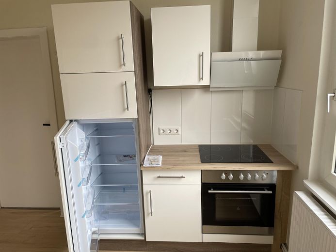Bonito apartamento reformado: tranquilo y céntrico: 2 habitaciones, cocina y baño con cocina equipada – Foto 2