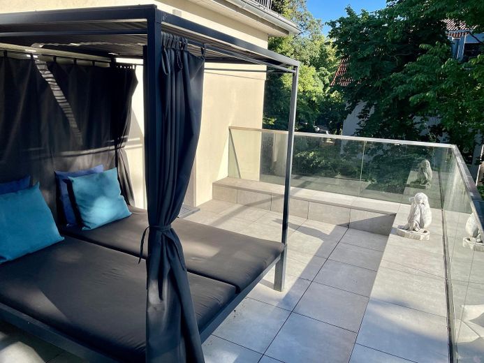 Dachterrasse mit Daybed