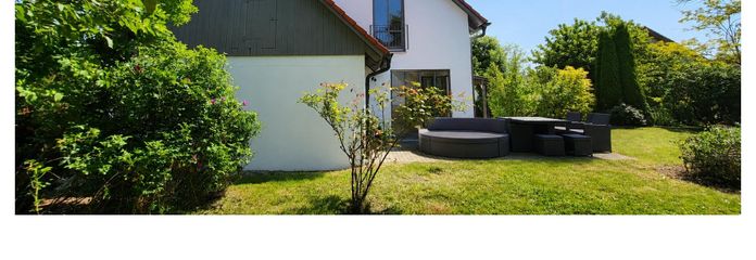 Familien-DHH mit Traumgarten - Kita bis Grundschule fußläufig, 5 Min. zur A8, 40 Min. nach München – W Ansicht