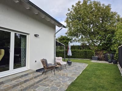 LA VIVIENDA MODERNA SE ENCUENTRA CON UN OASIS VERDE – 1779211607_37cf81.jpg