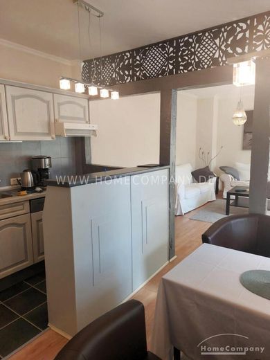 Traumhafte, neu renovierte 2-Zimmer-Wohnung in historischem Lübecker Altstadthaus – 1d3fc832a108b4234e32128bb5d45afd498fb7be.jpg