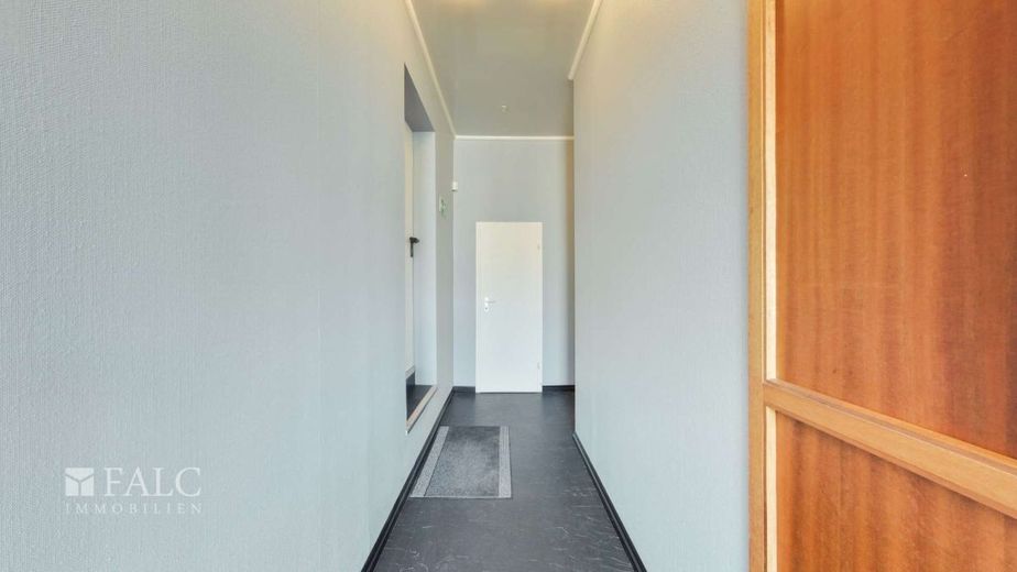 Flexible Gewerbeeinheit mit Büro &amp; Lager in Top-Lage Köln-Ehrenfeld – Flur