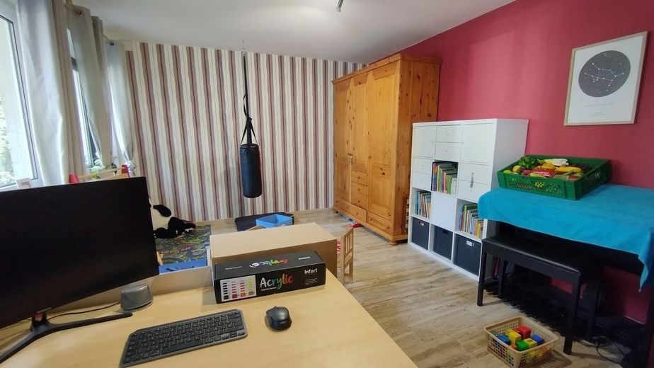 Exklusives Mehrfamilienhaus im westlichen Stadtteil von Lüdenscheid zu verkaufen – Kinderzimmer/Büro