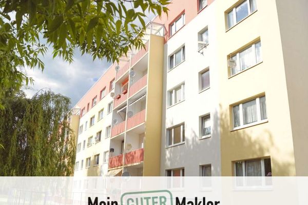 Przyjazny rodzinom kompleks: zadbane mieszkanie 3-pokojowe z loggią w centrum Bad Düben
