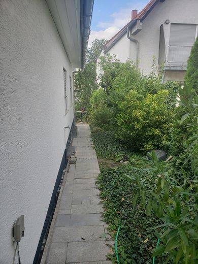 Gemütlicher Bungalow, sehr zentral, großer Garten und Nebengebäude – Foto 23