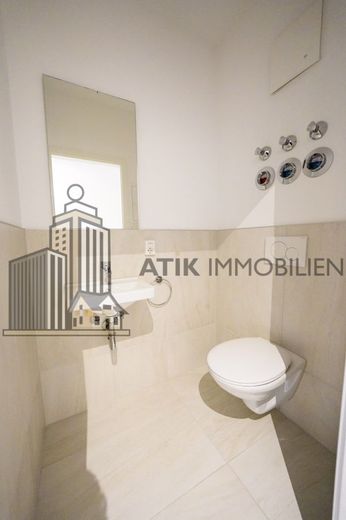 ATIK: Exklusives, lichtdurchflutetes Penthouse mit Charme in Heppenheim – Gäste-WC