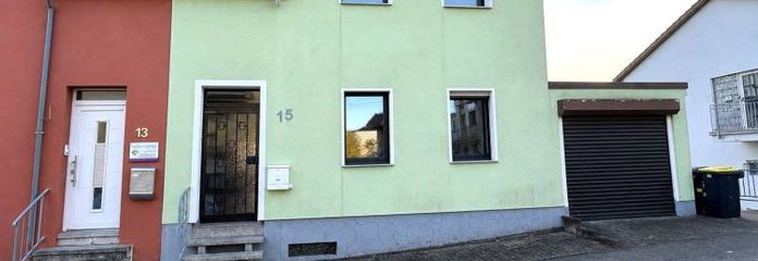 Sonniges Familienhaus mit Garten, Garage & ELW!