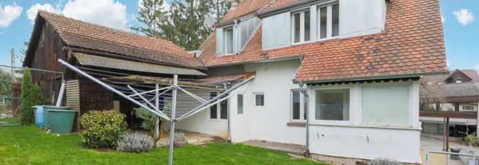 Maison à deux logements rénovée avec soin au cœur de Birkenfeld - au calme et centrale !