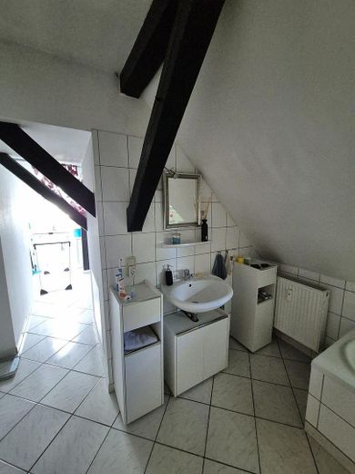 Hermoso apartamento de 4 habitaciones, céntrico y con parte de jardín – Foto 13