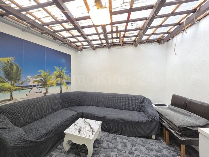 ++ SOLIDES EINFAMILIENHAUS + VIELE MODERNISIERUNGEN + ÜBERDACHTE TERRASSE IN GUTER LAGE!! ++ – ÜBERDACHTE TERRASSE