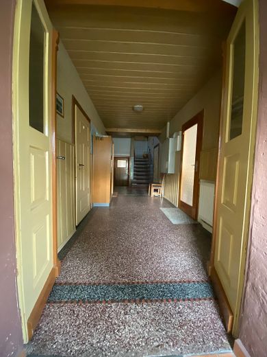 Charmantes historisches Einfamilienhaus mit großem Grundstück und modernem Komfort – Foto 9