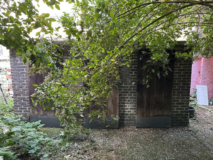 "Tradition trifft Innovation" - Vielseitig nutzbares Haus im idyllischen Backyard in Dortmund – (ehm.)WC-Häuser