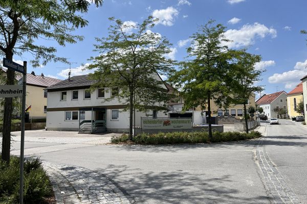 Ex edificio postale in posizione centrale del paese – terreno di 1.022 m² con molteplici possibilità