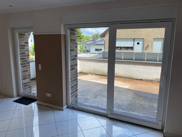 Wohnzimmer / Terrasse EG
