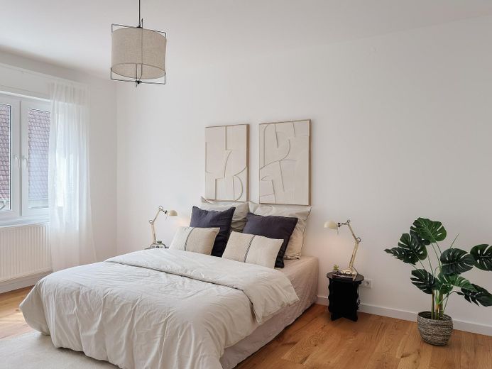 Mieszkanie ogrodowe z poczuciem domu: 105 m² z dużym tarasem w pobliżu Frankfurtu – Schlafzimmer