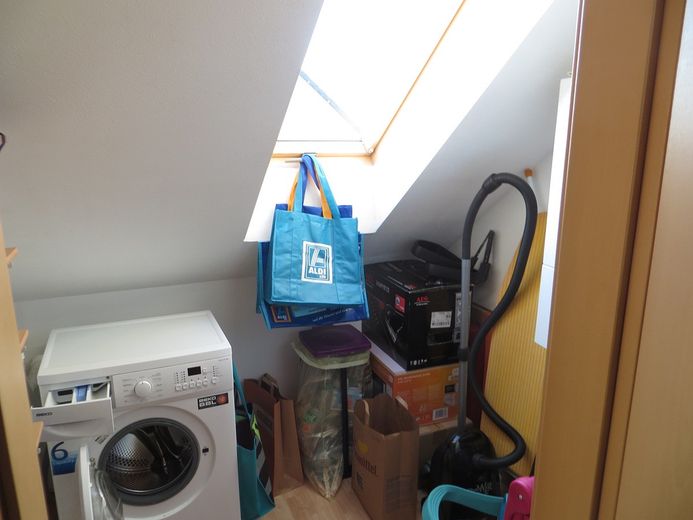 Schöne DG Wohnung in Gunzenhausen zu vermieten – Foto 7