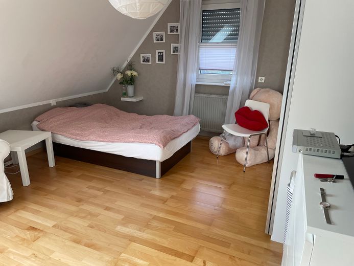 2. Schlafzimmer OG