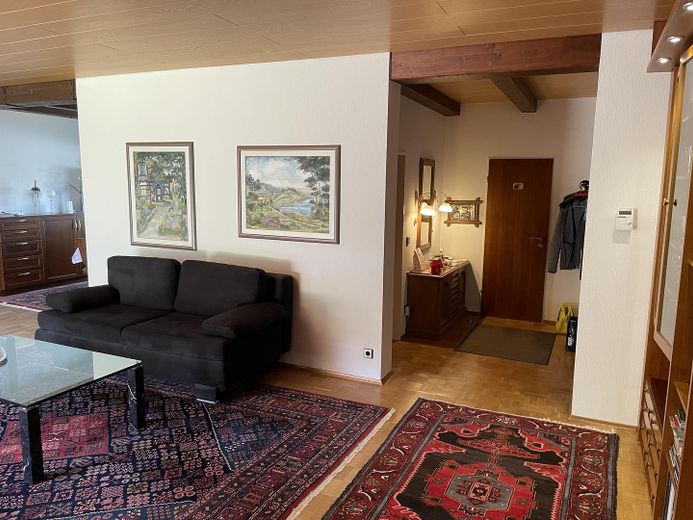 Wohnzimmer und Garderobe