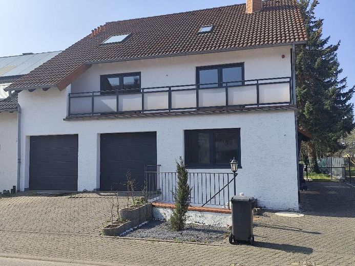 Privatverkauf - Mehrgenerationenhaus mit potential in Düren - Lendersdorf – Foto 1