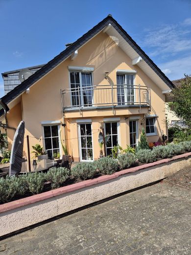 Sehr gepflegtes Einfamilienhaus mit viel Charme und Wohlfühlatmosphäre – Foto 3
