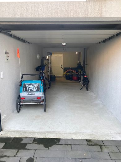 Modernes freistehendes Einfamilienhaus von 2019 mit großem Garten, zentral – Foto 22