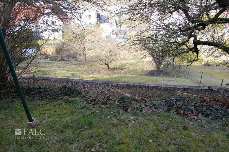 +++Stadtvilla mit 3 Wohneinheiten und großem Grundstück in zentraler Lage+++ – Garten