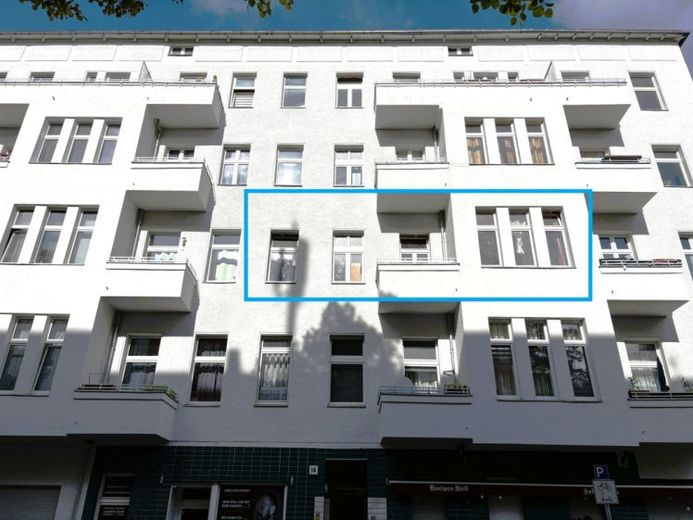 Frei zum 01.12.2026.
Helle 2 Zimmer ETW mit Balkon im 2. OG! Zwischen Engl. Viertel und Volkspark Rehberge – Foto 1