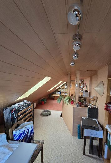 Charmantes Reihenendhaus mit 5 Zimmern+Partykeller in Dresden-Lockwitz incl. Küche – Dachgeschoß