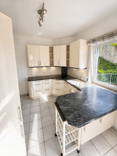 Sehr großzügige 119 m² Wohnung mit fantastischer Dachterrasse – Küche