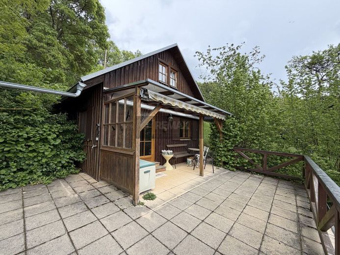 Freizeitgrundstück mit zwei Häusern, Wintergarten &amp; traumhaftem Ausblick – Bild 10