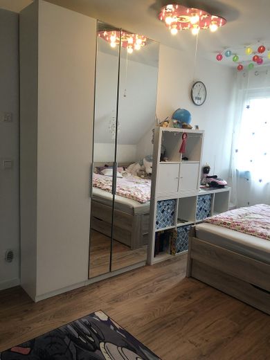 Kinderzimmer, OG ca. 13 qm
