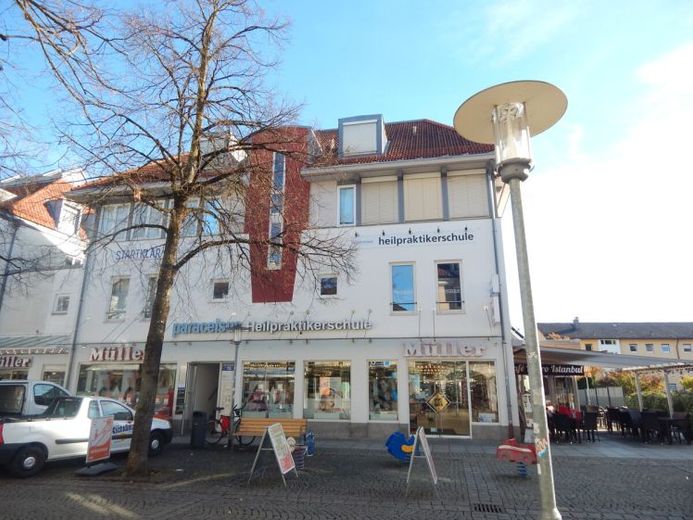 Repräsentative Bürofläche im Herzen von Freilassing – nur einen Steinwurf von Salzburg entfernt! – Foto 1