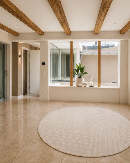 Casa nella casa con piscina, terrazza sul tetto e ascensore privato - Traunstein – Heller großzügiger Wohnbereich