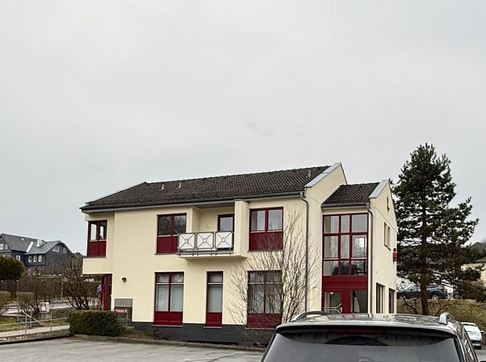 Wohngebäude in zentraler Lage