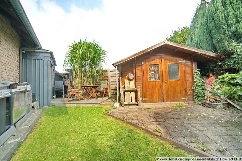 Charming apartment in the Sölderholz area of Dortmund, with separate entrance, garden and parking space – e58d6c3241ce3da3efe845ac85a8284763820288.jpg