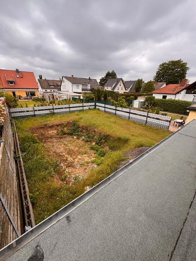 Exklusiv kernsaniertes Einfamilienhaus mit hochwertiger Ausstattung – Garten