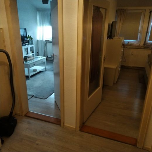 2 Zimmerwohnung in Bestlage - WG-Geeignet!!! Übernahme Möbel möglich – Foto 4