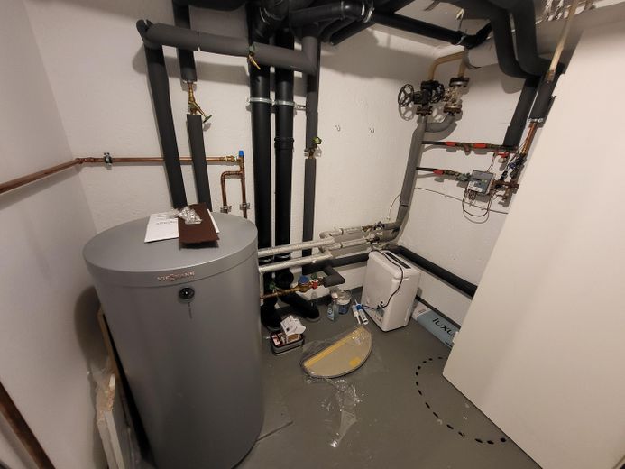 KERNSANIERTES RMH | CA. 170 m² WOHNFLÄCHE | AUFSTOCKUNG WIRD AKTUELL REALISIERT | PROVISIONSFREI – Foto 17