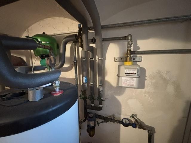 Maison plurifamiliale avec grand garage à Breitenbrunn – Heizungskeller