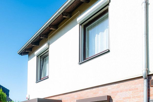 Hübsches Haus mit Garten und überdachter Terrasse – provisionsfrei von privat