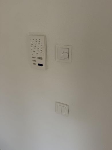 Schmuckstück: "Haus in Haus" - 4 Zimmer 2 Bäder, Küche und Gäste WC – फोटो 18