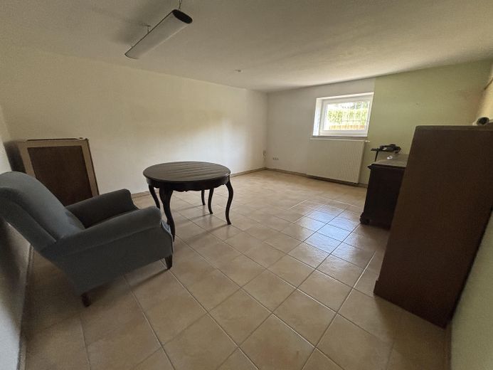 Einfamilienhaus auf großem Grundstück – Arbeitszimmer