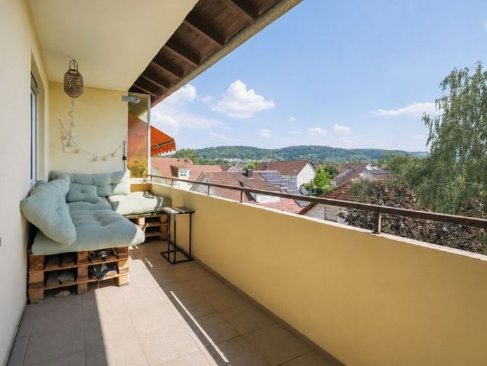 Viel Raum. Viel Sonne. Viel Lebensqualität in Untergrombach. – Foto 1