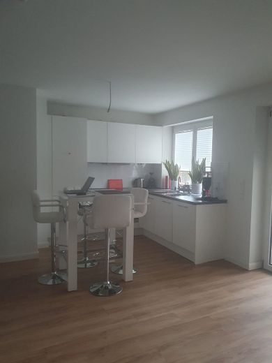 2 Zimmer Wohnung mit Balkon und Tiefgaragenplatz in Hamburg-Iserbrook – Küche 