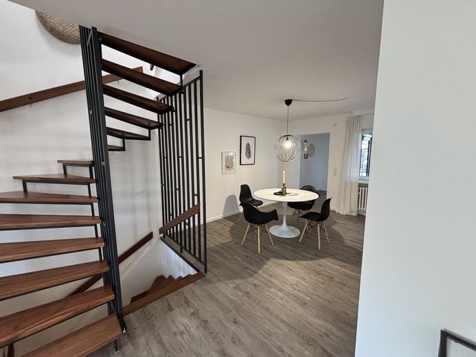 Şık ambiyansa sahip modern yaşam – Essbereich Ansicht 1