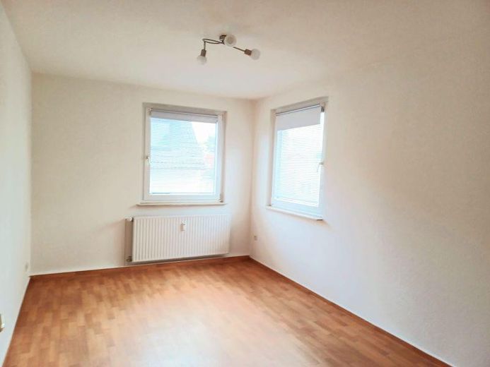 Sehr schöne, helle und gepflegte 2 Zi- Wohnung mit Einbauküche und AA in Freiburg – Foto 1