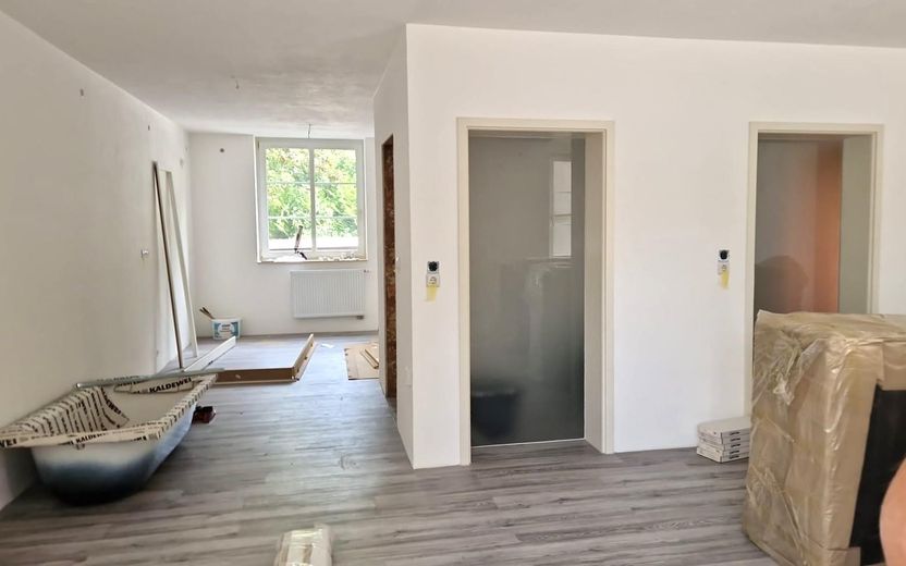 Ristrutturiamo per voi! Prima occupazione dopo la ristrutturazione – appartamento di 5 locali con 140 m² a Chemnitz-Altchemnitz – Foto 1