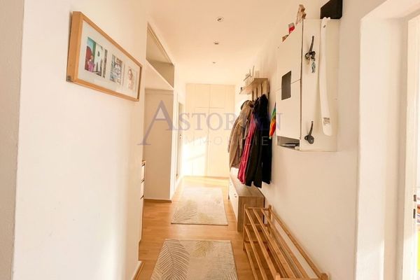Luminoso appartamento in comproprietà di 3 locali in Alt-Moabit
