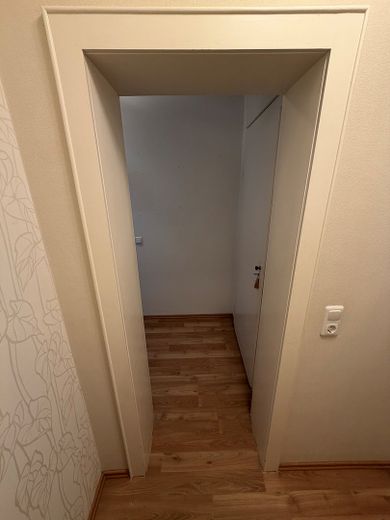 2‑Zimmer‑EG-Wohnung ideal als Kapitalanlage oder Eigennutzung – Nische/Flur
